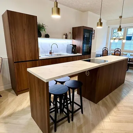 Large With Terrace - Very New * Düsseldorf