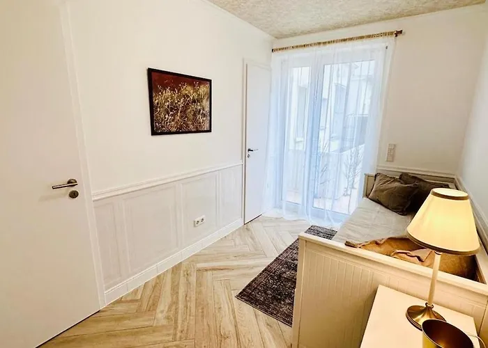 Large With Terrace - Very New