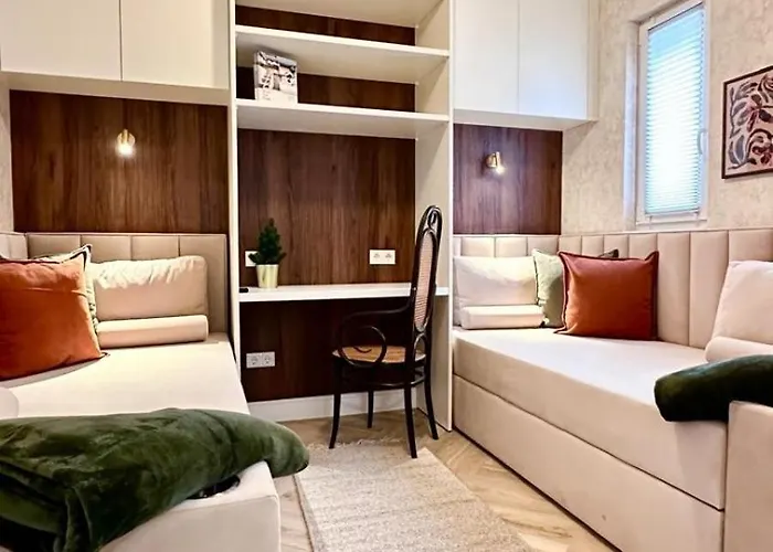 Large With Terrace - Very New Düsseldorf