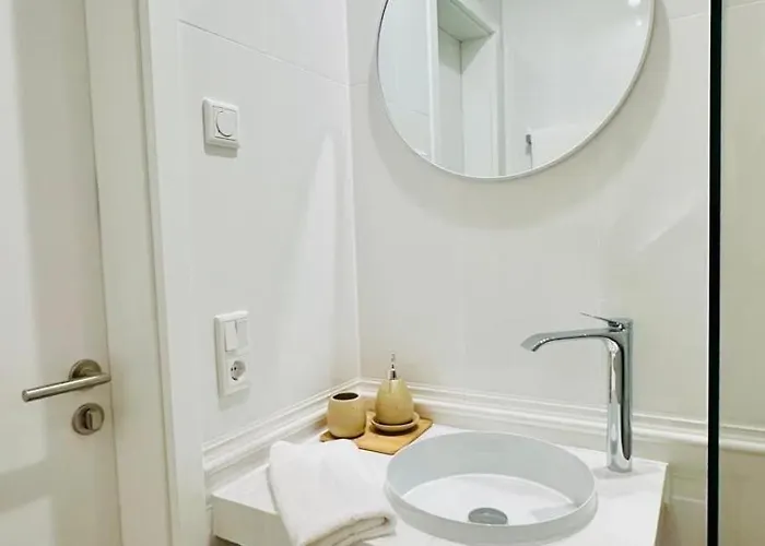 Large With Terrace - Very New Daire *